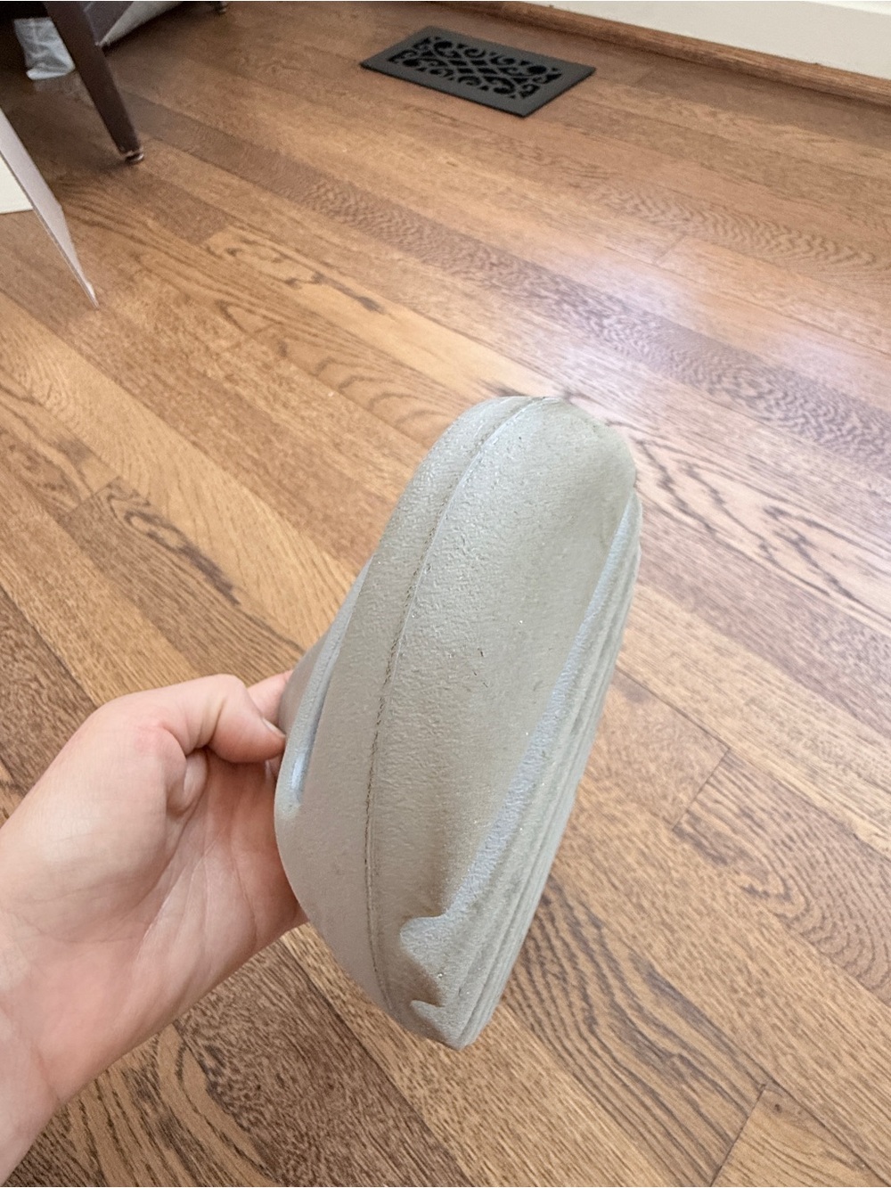 Yeezy Slides in Gray Size Men’s 9 - Picture 7 of 11